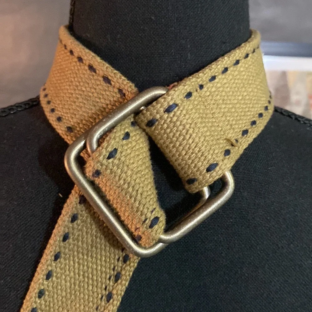 Boys belt Approximately 35”